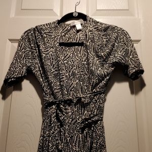 Motherhood Maternity Wrap Black White Dress Small